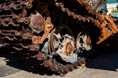 Yok edilen Rus askeri donanım sergisi, Rusya 'nın 2022 yılında Ukrayna' yı işgali sırasında ele geçirilen ve imha edilen Rus askeri teçhizatlarının yer aldığı açık hava sergisi.