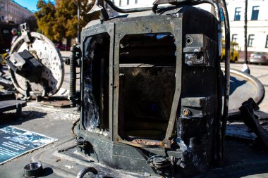 Yok edilen Rus askeri donanım sergisi, Rusya 'nın 2022 yılında Ukrayna' yı işgali sırasında ele geçirilen ve imha edilen Rus askeri teçhizatlarının yer aldığı açık hava sergisi.