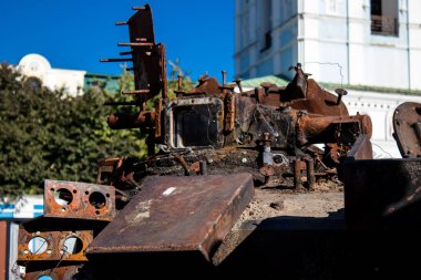 Yok edilen Rus askeri donanım sergisi, Rusya 'nın 2022 yılında Ukrayna' yı işgali sırasında ele geçirilen ve imha edilen Rus askeri teçhizatlarının yer aldığı açık hava sergisi.