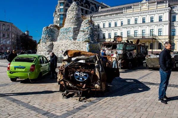 Yok edilen Rus askeri donanım sergisi, Rusya 'nın 2022 yılında Ukrayna' yı işgali sırasında ele geçirilen ve imha edilen Rus askeri teçhizatlarının yer aldığı açık hava sergisi.