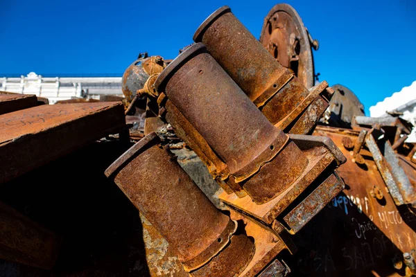 Exposición Equipos Militares Rusos Destruidos Una Exposición Aire Libre Cuenta —  Fotos de Stock