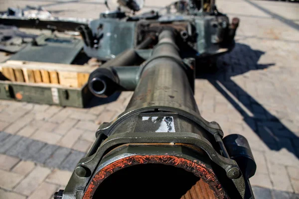 Yok edilen Rus askeri donanım sergisi, Rusya 'nın 2022 yılında Ukrayna' yı işgali sırasında ele geçirilen ve imha edilen Rus askeri teçhizatlarının yer aldığı açık hava sergisi.