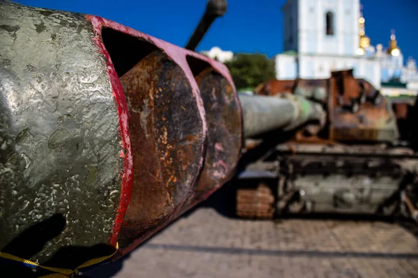 Zničená Výstava Ruského Vojenského Vybavení Výstavu Pod Širým Nebem Obsahuje — Stock fotografie