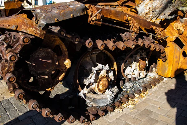 Yok edilen Rus askeri donanım sergisi, Rusya 'nın 2022 yılında Ukrayna' yı işgali sırasında ele geçirilen ve imha edilen Rus askeri teçhizatlarının yer aldığı açık hava sergisi.