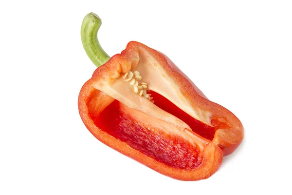 Rebanada de pimiento rojo sobre fondo blanco — Foto de Stock