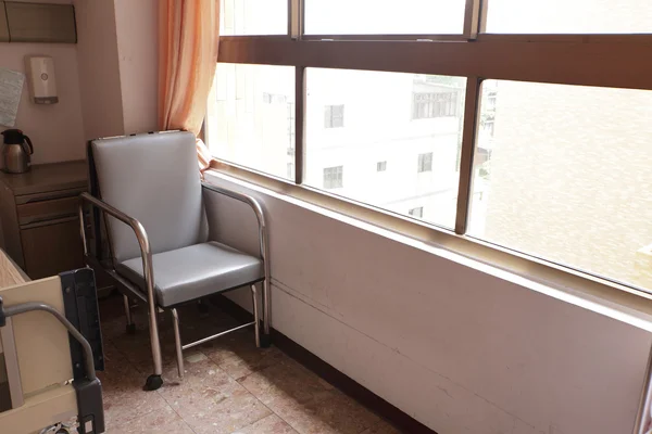 Silla en la habitación del hospital — Foto de Stock