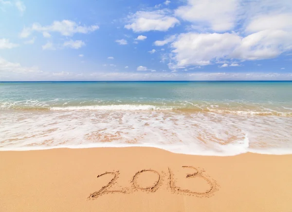 Feliz ano novo para 2013 na areia — Fotografia de Stock