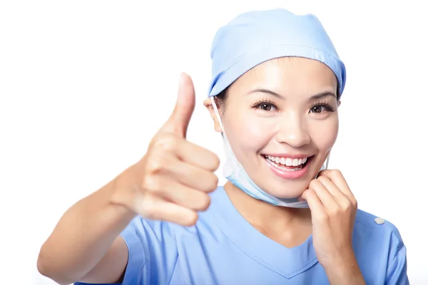 Cirurgião mulher médico feliz dando polegares para cima — Fotografia de Stock