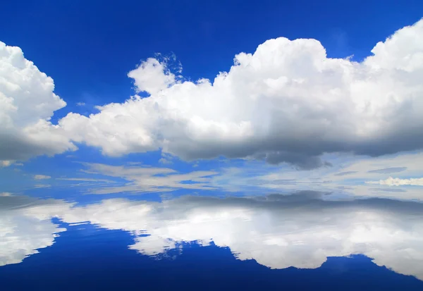 Beautiful sky and cloud — Stock Photo, Image