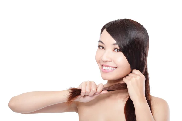 Joven mujer feliz tocar su cabello —  Fotos de Stock