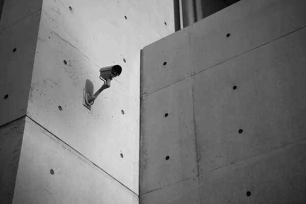 Surveillance Security Camera with concrete wall — Stock Photo, Image