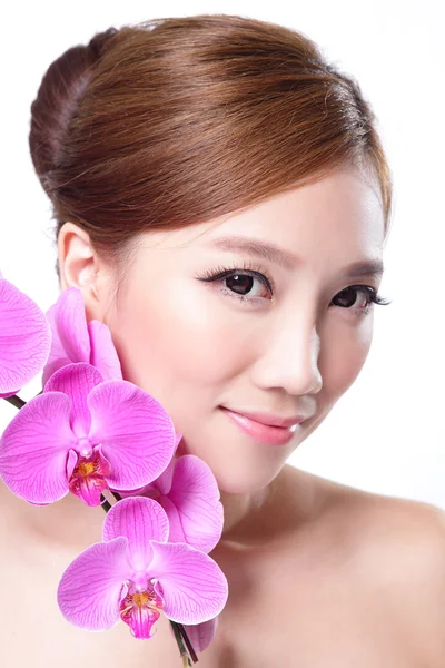 Faccia con orchidee — Foto Stock