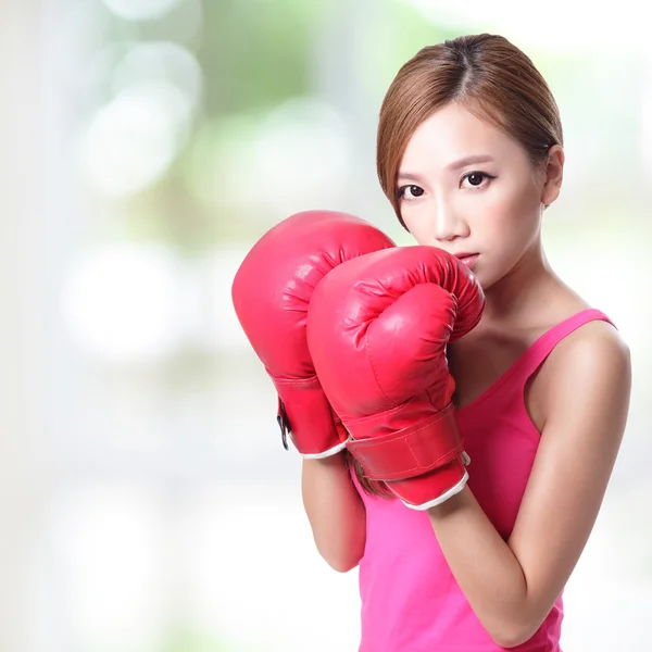 Fit femme boxe — Photo