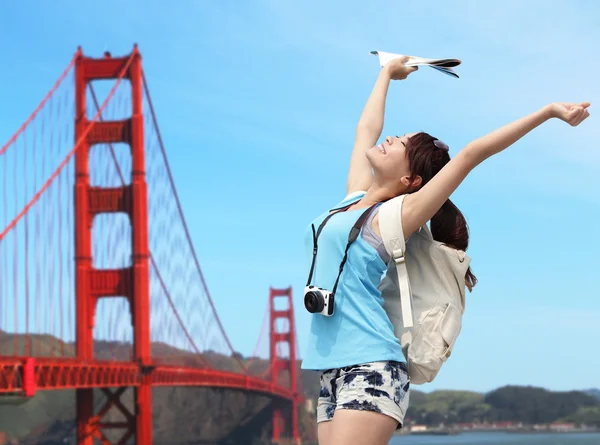 サンフランシスコの女性の旅行 — ストック写真