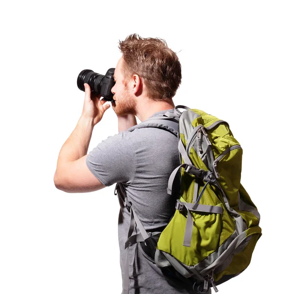 Молодий чоловік турист використовує камеру — стокове фото