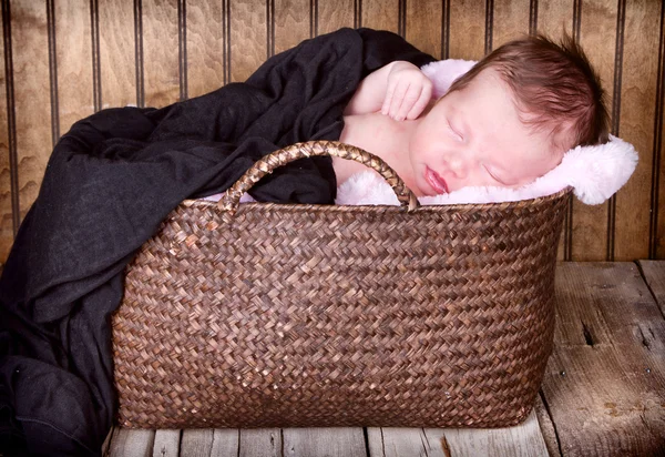 Neugeborenes Baby schläft — Stockfoto
