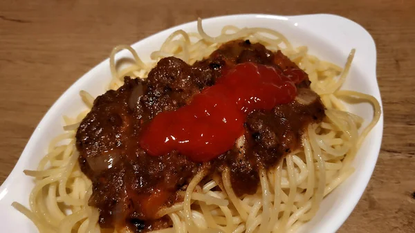 Masada spagetti bolonez var.