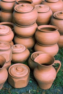 ceramics10
