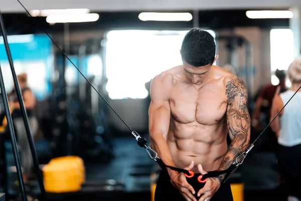 Details Fitness Trainer Athlete Working Out Exercising Gym Doing Chest — Stock Photo, Image