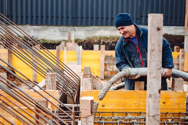 Construction Worker Pouring Concrete Construction Site Building Details Industry — Stock Photo, Image