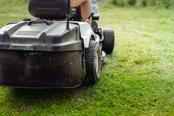 Garden Maintenance Details Close View Grass Mower — ストック写真