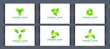 Beyaz arkaplanda izole edilmiş simge vektörü bırakır. Ağaçların ve bitkilerin çeşitli yeşil yaprakları. Eko ve biyologo elementleri.