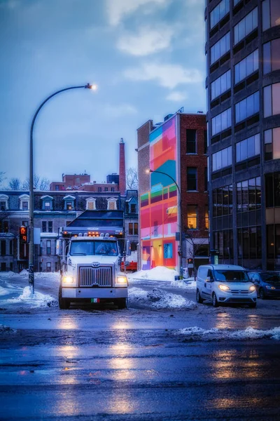 Pista de remoción de nieve en Montreal en invierno Quebec — Foto de Stock
