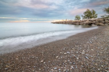 Ontario Gölü 'nden gün batımı manzarası