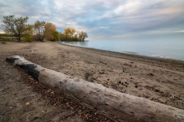 Ontario kıyı şeridinden gün batımı manzarası — Stok fotoğraf