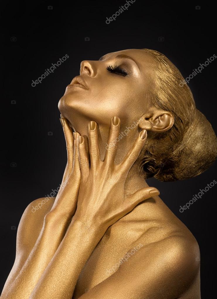 Beauty Provocation. Body Painting Project. Portrait Of A Young Woman With  Golden Skin And Black Oil Pouring On Her. Fashionable Provocation.  Pollution And Poisoning Concept. Stock Photo, Picture and Royalty Free  Image.