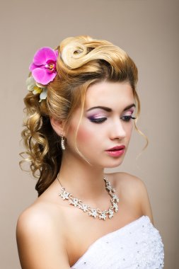 tazelik. kadınlık. zarif kadın Çiçekler Güzellik Portresi. hayalcilik