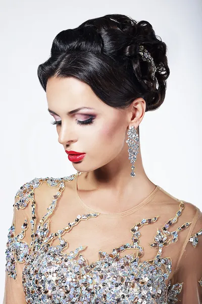 Formal Party. Gorgeous Fashion Model in Ceremonial Shiny Dress with Jewels — Stock Photo, Image