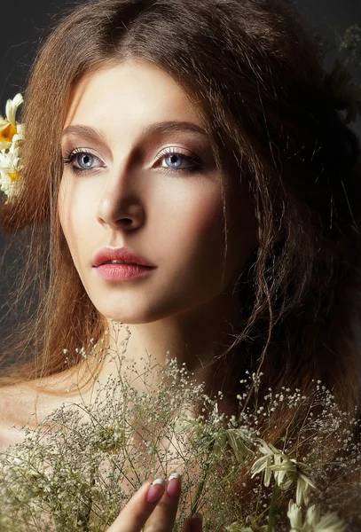 Autumn. Pensive Romantic Brunette with Leafy Withered Herbarium — Stock Photo, Image