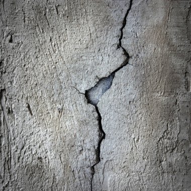 crack at cement
