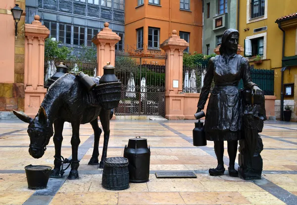 Trascorrales square, Oviedo — Stock Photo, Image