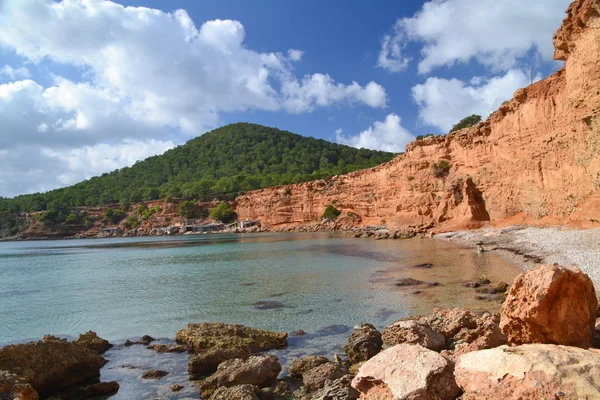 Pláž SA caleta v ibiza, Španělsko — Stock fotografie