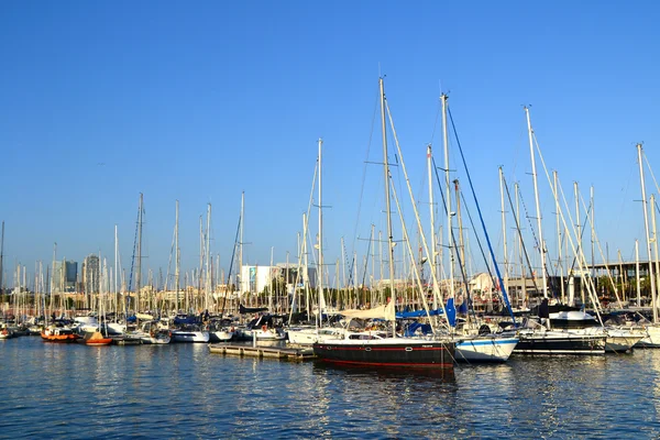 Vista de Port Vell em Barcelona, Espanha — Fotografia de Stock
