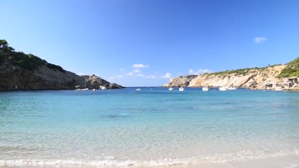 Plage de Cala Vadella à Ibiza, Espagne 