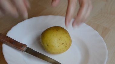 Patates soyma
