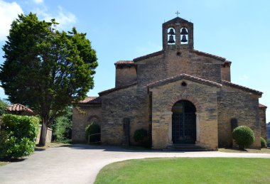 san julian de los prados kilisesi