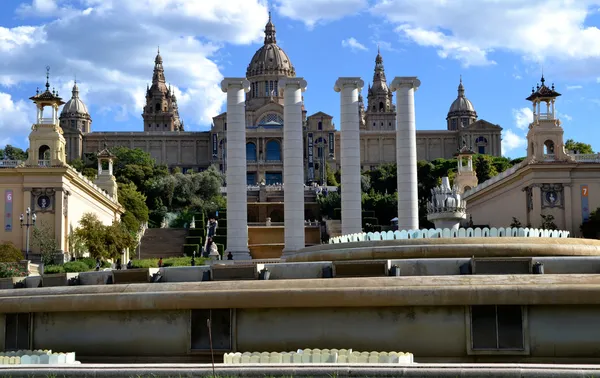 Nationaal kunstmuseum van Catalonië in barcelona, Spanje — Stockfoto