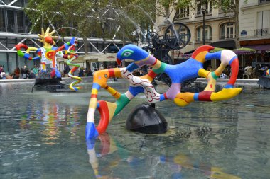 Stravinsky çeşme de paris, Fransa