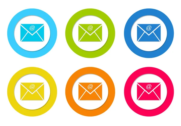 E-posta simgesi olan yuvarlak simgeler — Stok fotoğraf