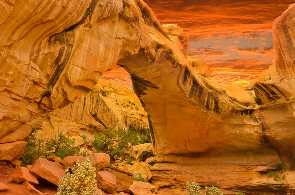 Natural arch at sunset in Capital Reef National Park — Stock Photo, Image