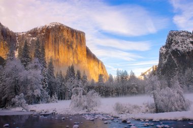 Kış aylarında California'daki Yosemite Vadisi