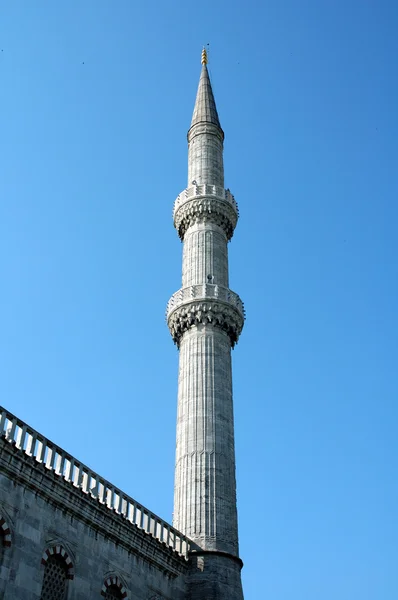 Minareto sulla Basilica di Santa Sofia a Istanbul — Foto Stock