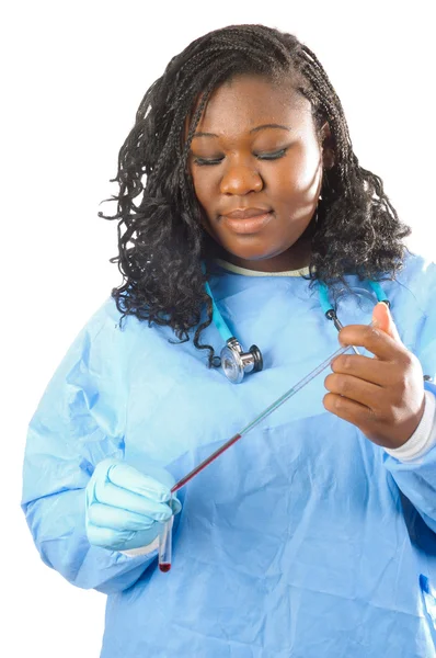 Jovem enfermeira afro-americana — Fotografia de Stock