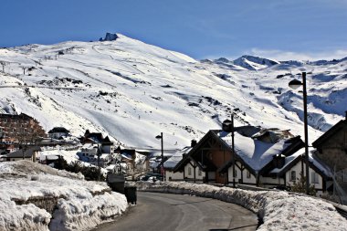 karlı Köyü, sierra nevada