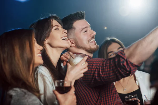 Side View Friends Taking Selfie Beautiful Nightclub Drinks Hands — стоковое фото