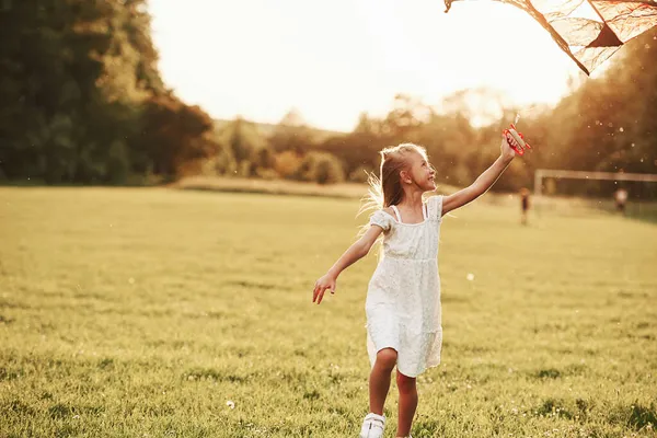 Happy Girl White Clothes Have Fun Kite Field Beautiful Nature — Stock Photo, Image